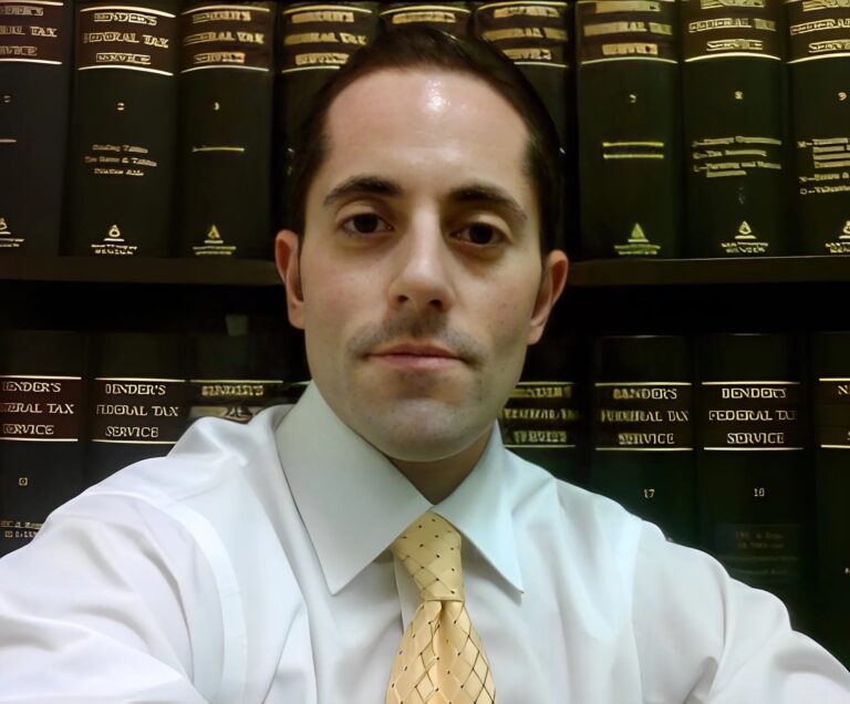 lawyer b1 1 768x636