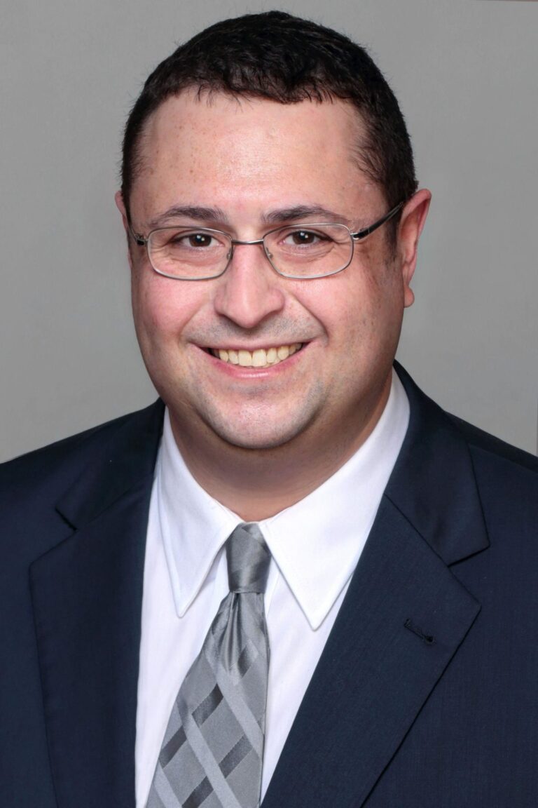 David L. Sanders 768x1152