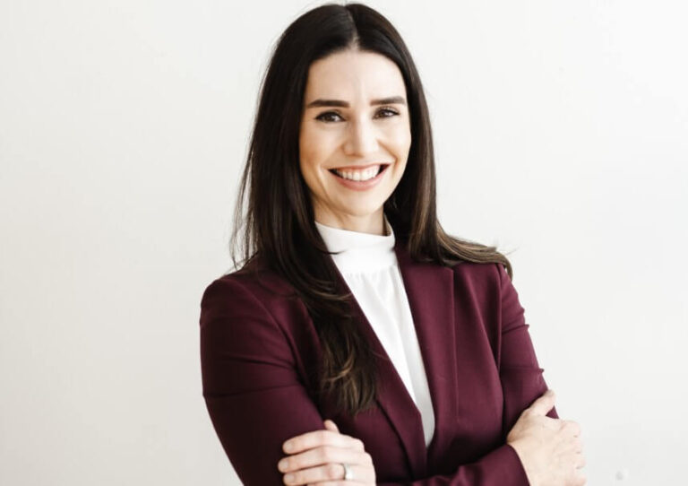 Kelly Olivier 768x542