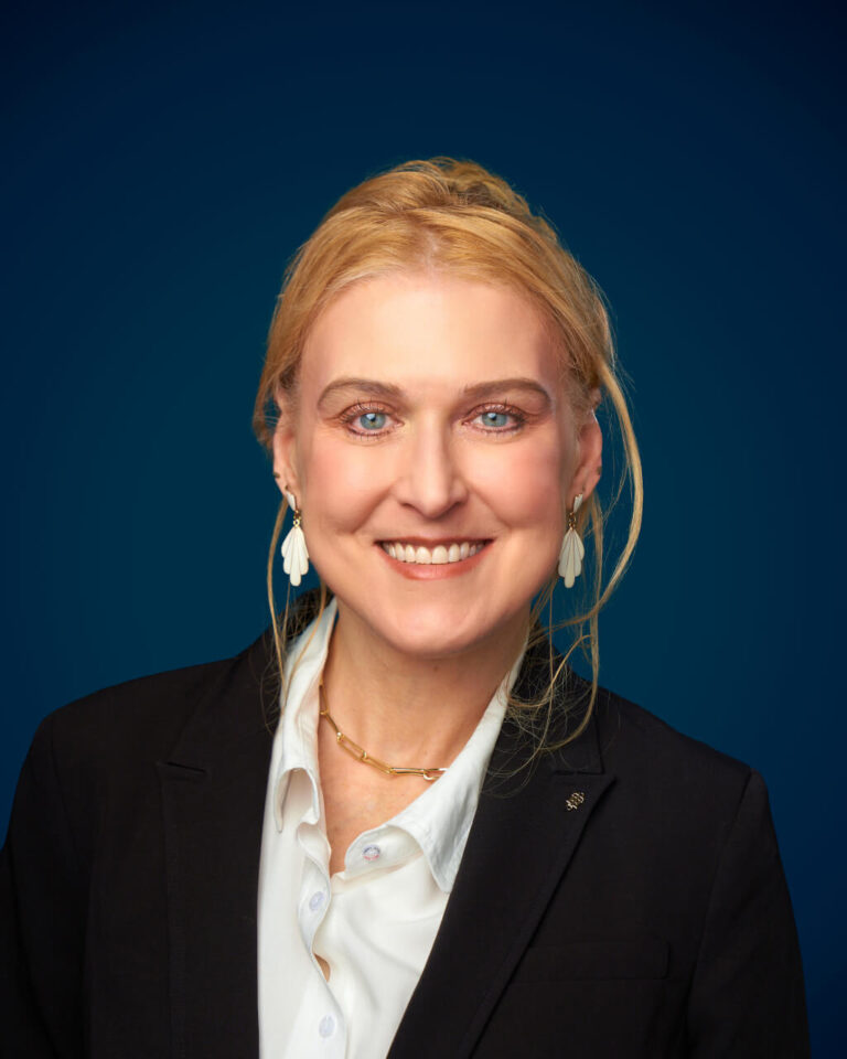 Kirsten M. Dunne 768x960