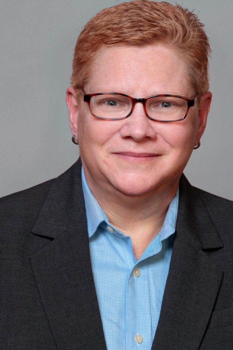 Kristi Browne 768x1152