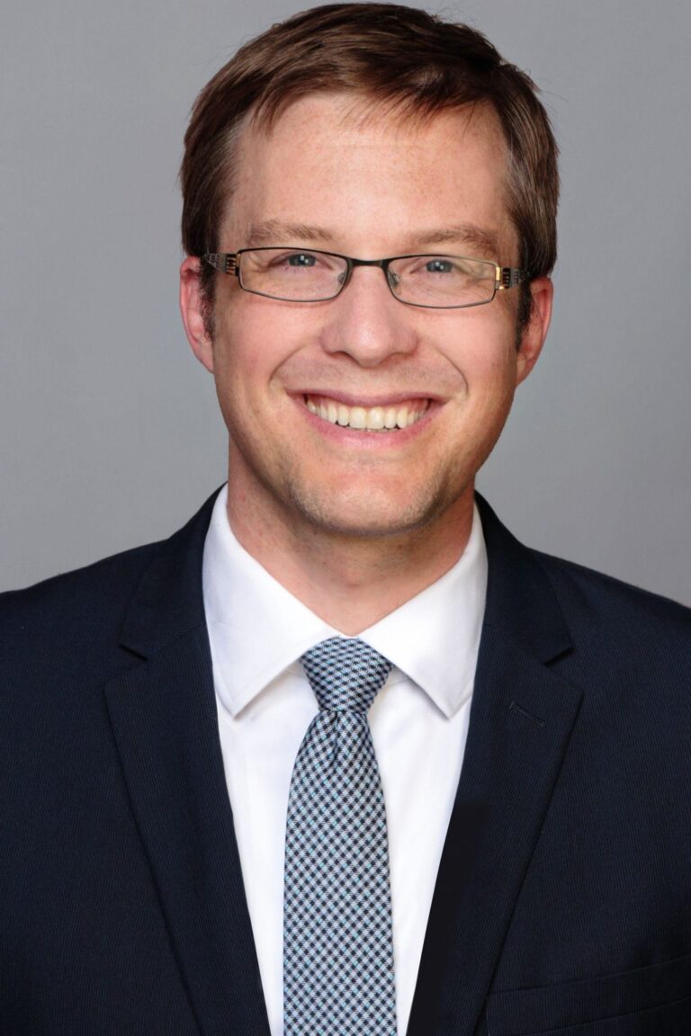 Michael Haeberle 768x1152