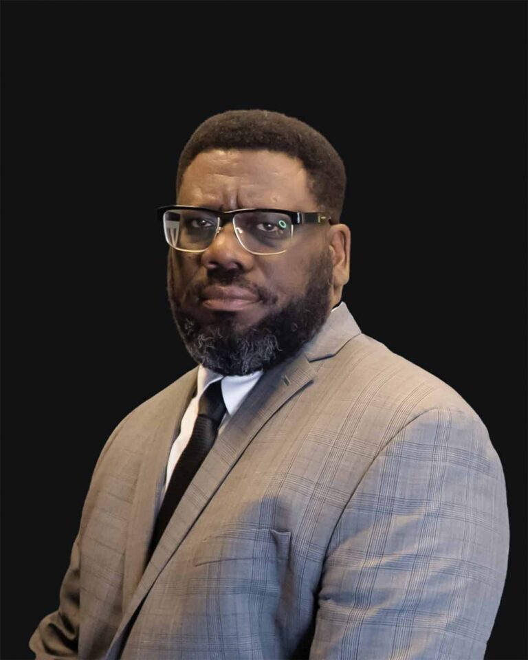 Steven Brooks 768x960