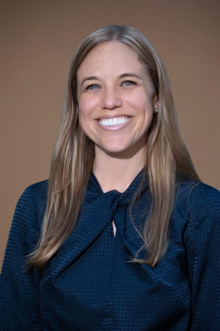 Kristina M. Gardenal 768x1151