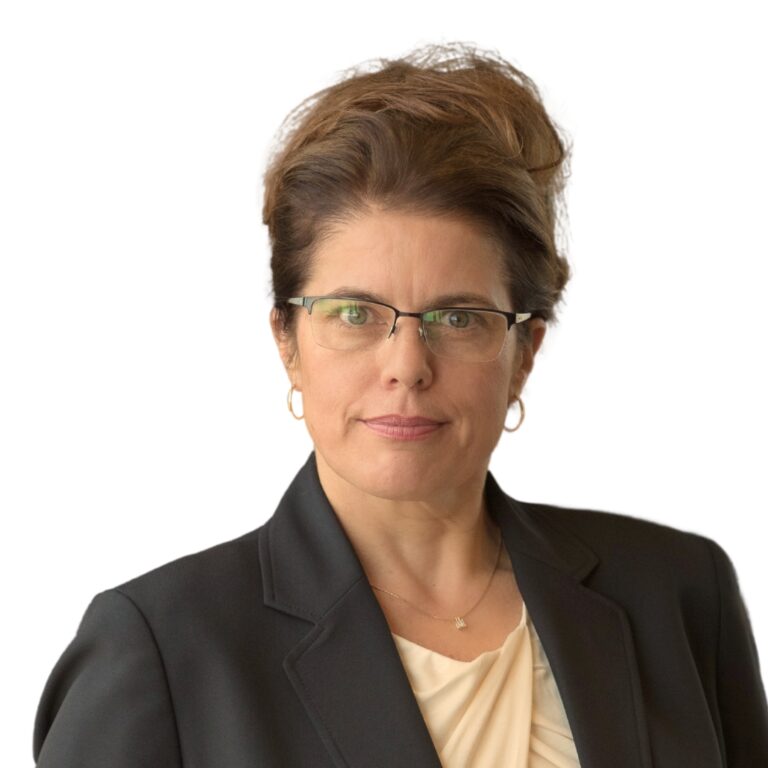 Rebecka Monez 768x768