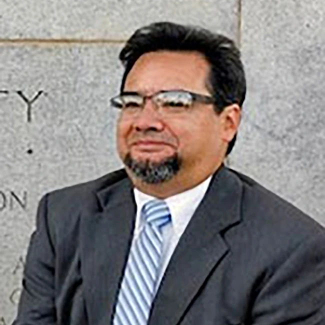 Robert Salinas