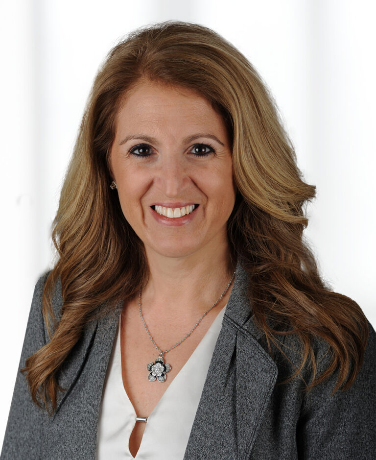 Lisa M. Starczewski 768x939