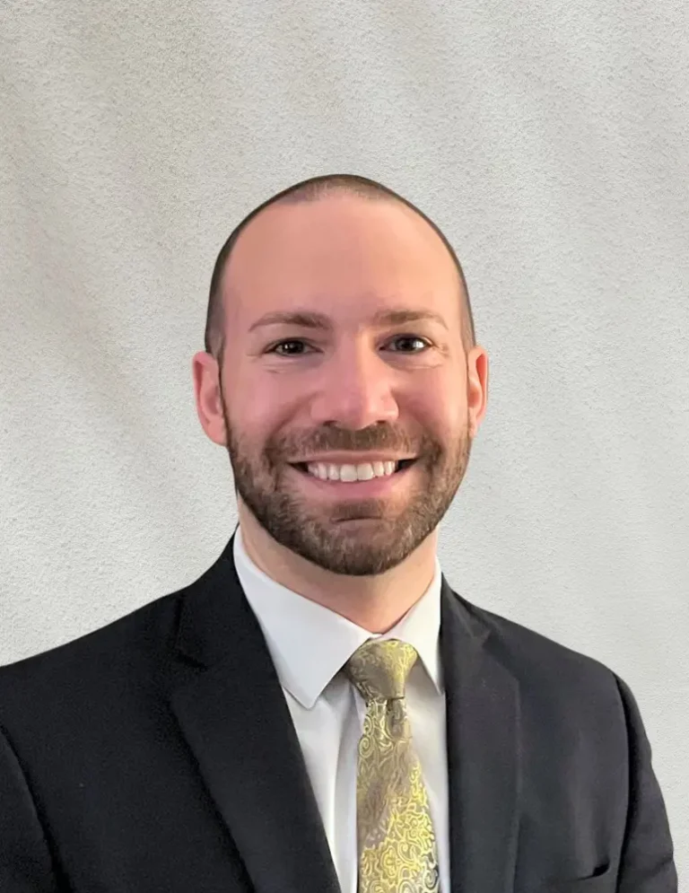 Daniel Casieri 768x995