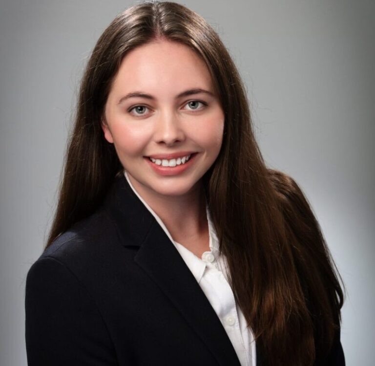 Lauren Heron White 768x749