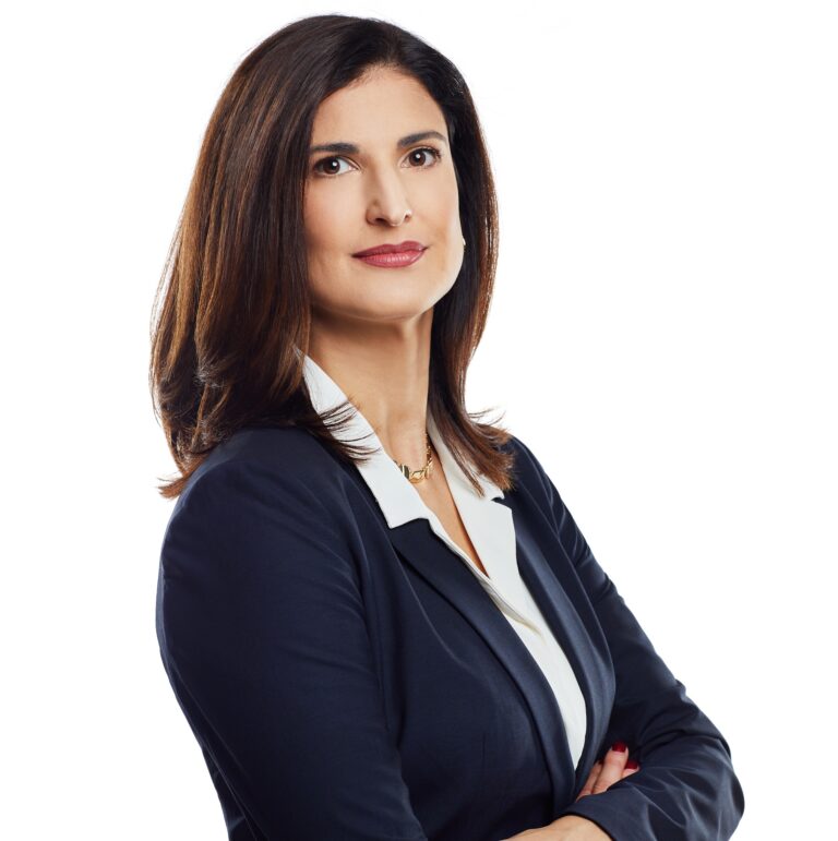 Elizabeth Selby 768x771