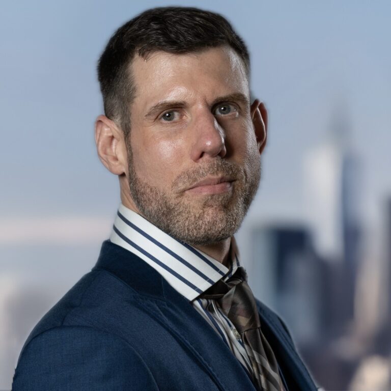 Ryan T. Smith 768x768