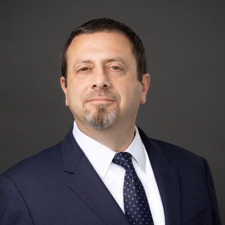 Daniel L. Fiore 768x768