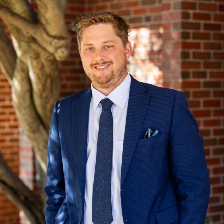 Clayburn Curtis 768x768