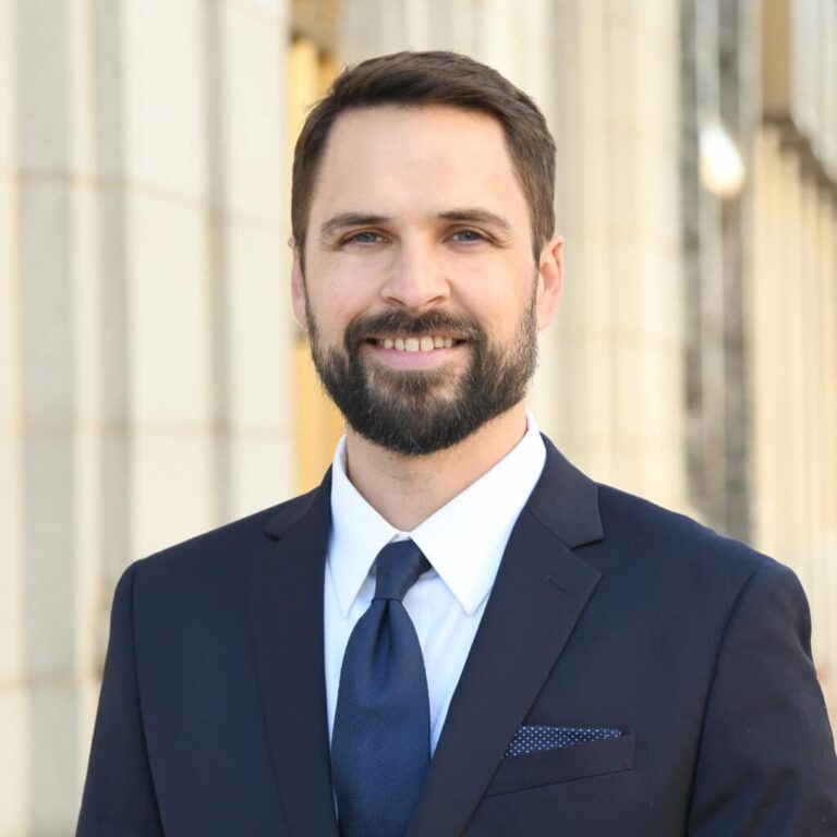 Randall J. Yates 768x768