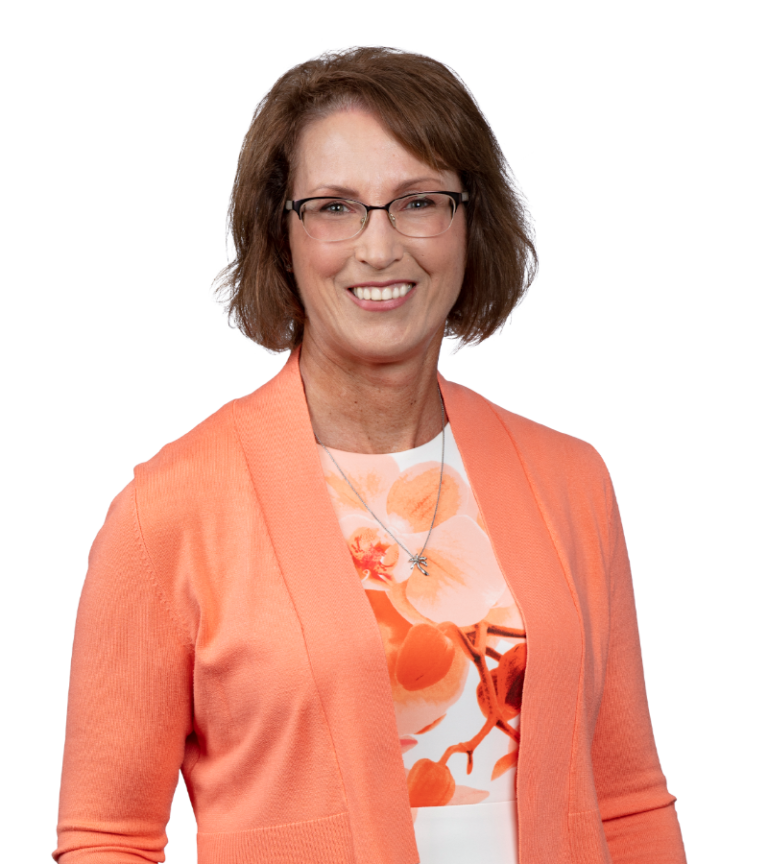 Kelly E. Dankbar 768x864