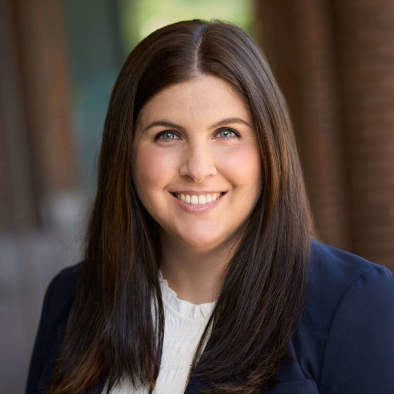 Thea Paolini 768x768