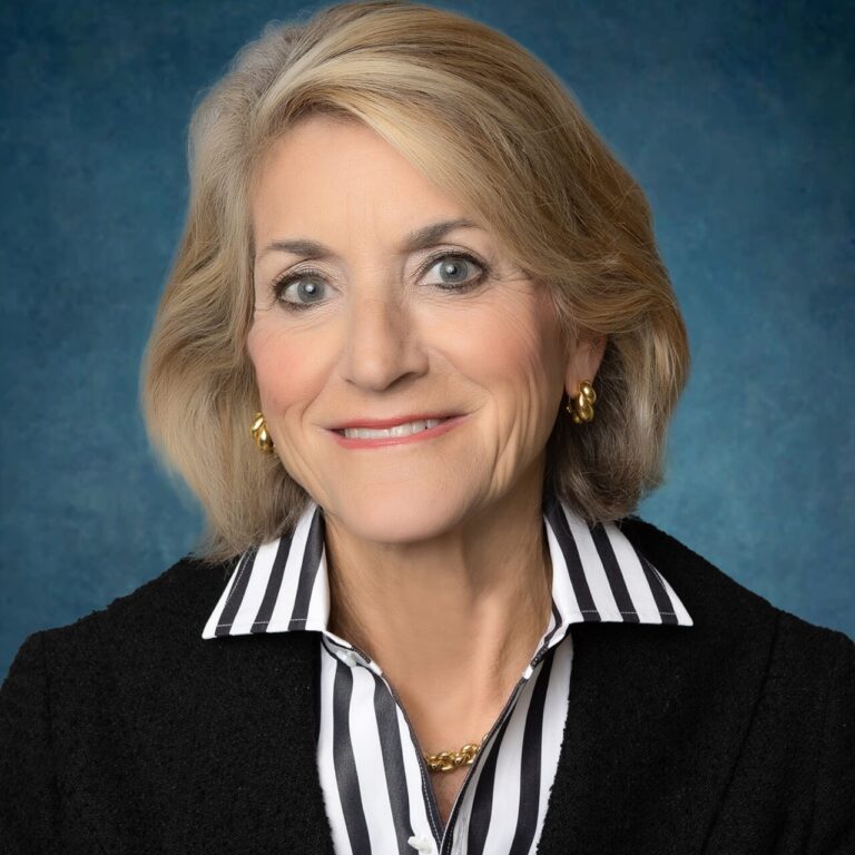 Laura H. Reeves 768x768