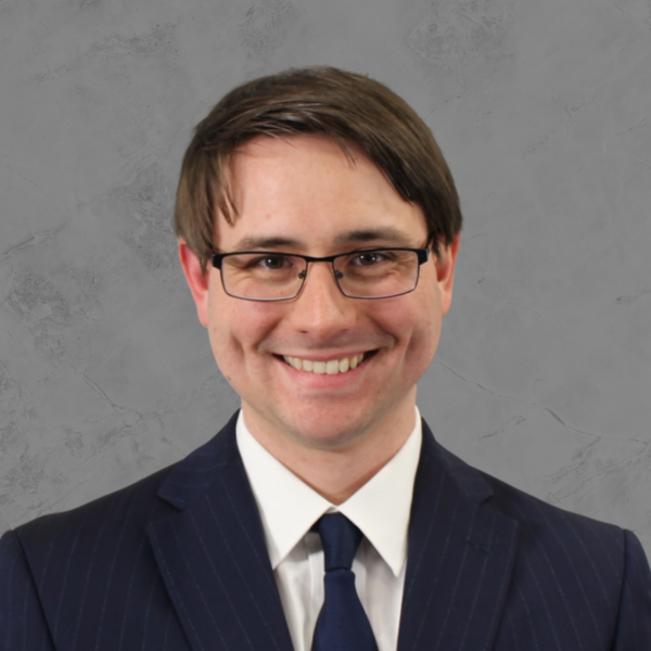 Twisdale Headshot Gray 600x600 1