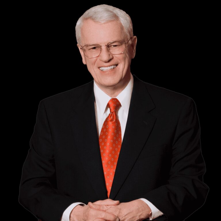 KN About Us Photo 768x768