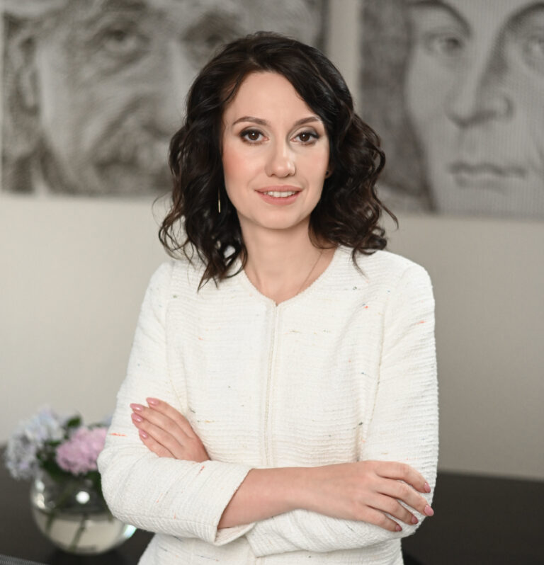 M Ortynska main 768x798